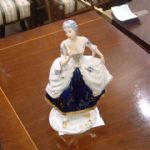 285 1325 Figurin